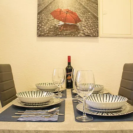 Apartment Exklusives Fuer 1 Bis 3 Personen Solingen
